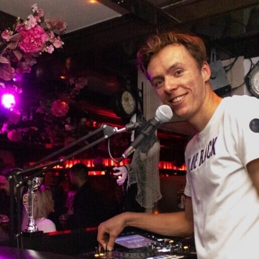 DJ Nieuw Vennep  (NL) 