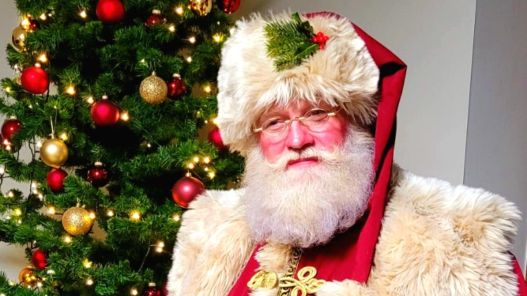 The real beard Santa Claus