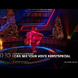 Singing Santa known from TV