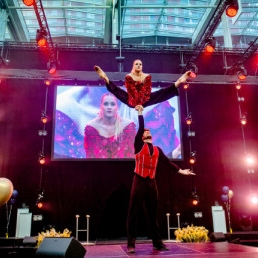 Acrobaat Meppel  (NL) Acrobatiek Duo Rik en Aimee Winnaars HGT