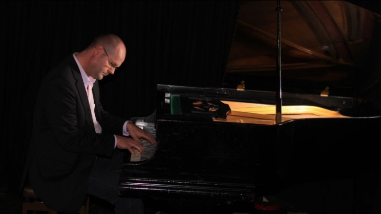 Pianist Jack Janssen