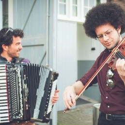 Band Haarlem  (NL) Het Wereldmuziek Duo