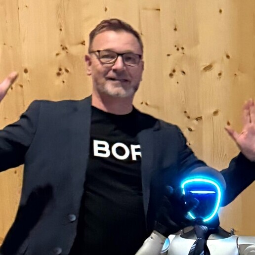 Presenter Heino  (NL) 