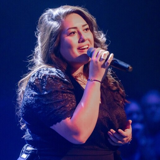 Singer (female) Druten  (NL) 