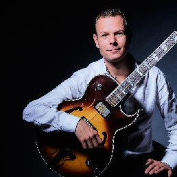 Guitarist Utrecht  (NL) Wouter, Jazz classics on guitar