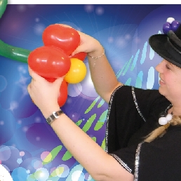 Merry Interactive Balloon Show