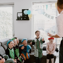 Kids show Barneveld  (NL) Children's party - Magician Joost