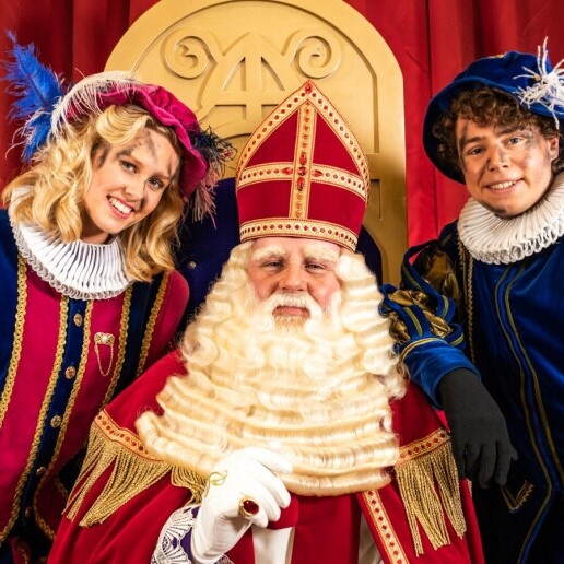 Kids show Oosterhout  (Gelderland)(NL) Meet & Greet with Sinterklaas and pieten