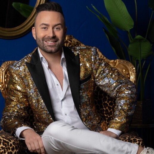 Singer (male) Oosterhout  (Gelderland)(NL) 