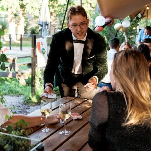 Magician Naaldwijk  (NL) 