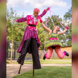 Actor Afferden  (Limburg)(NL) Puppeteer on stilts