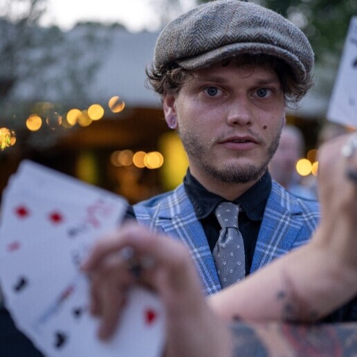 Magician Veldhoven  (NL) 