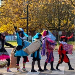 Roetveeg- Pieten met Sinterklaas