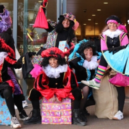 Roetveeg- Pieten met Sinterklaas