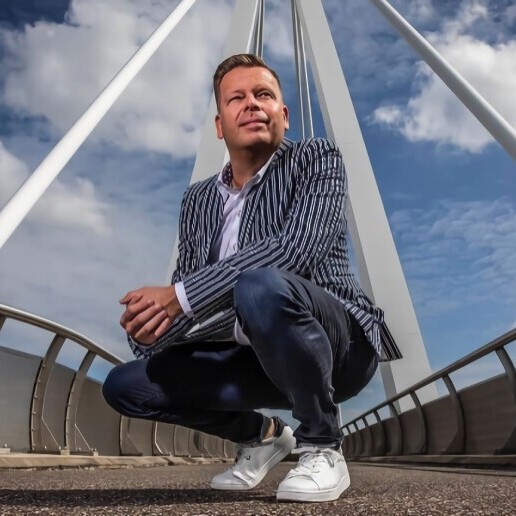 Presenter De Lier  (NL) 