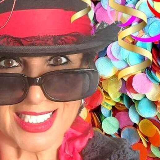 Singer (female) Hilversum  (NL) 