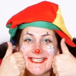 Clown Juju Support act Sinterklaas.