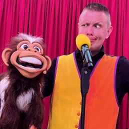 Kindervoorstelling Arnhem  (NL) Kindershow Lachen Geblazen (interactief)