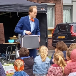 Hocus Rookus Magic show for children