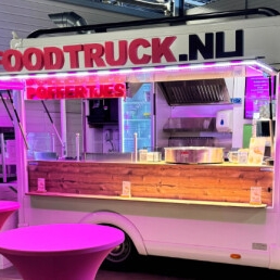 De Poffertjes Popcorn & Suikerspin Truck