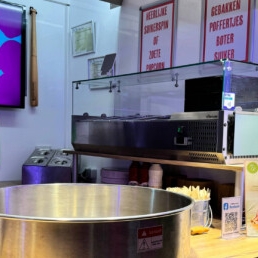 De Poffertjes Popcorn & Suikerspin Truck