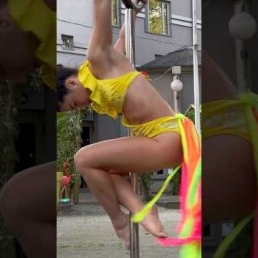 Pole Lollipop Performance