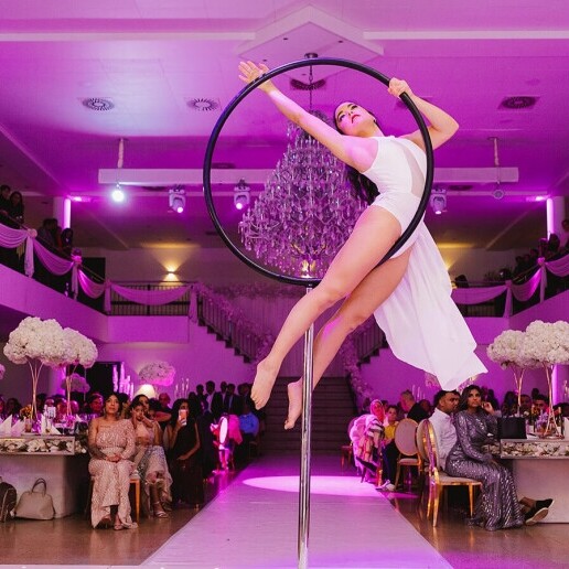 Acrobat Amsterdam  (NL) 