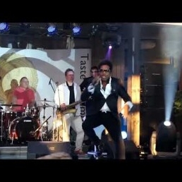 THE SOUL MAN - A TRIBUTE TO THE 80 Ties