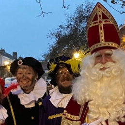 Sinterklaas and his pete visit