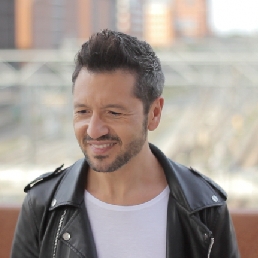 Italian singer Davide La Cara