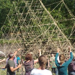 Teambuilding activiteit: Bamboestieken