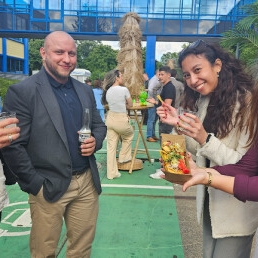 Juan de Nachos with guacamole man