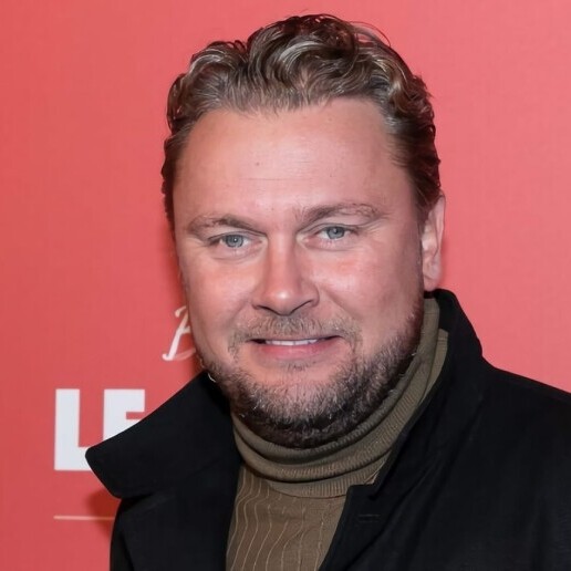 Singer (male) Loosdrecht  (NL) 