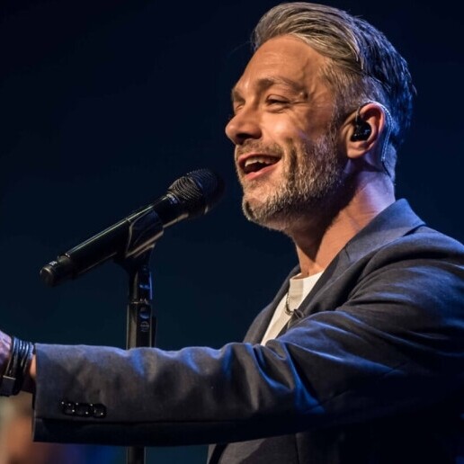 Singer (male) Rotterdam  (NL) 