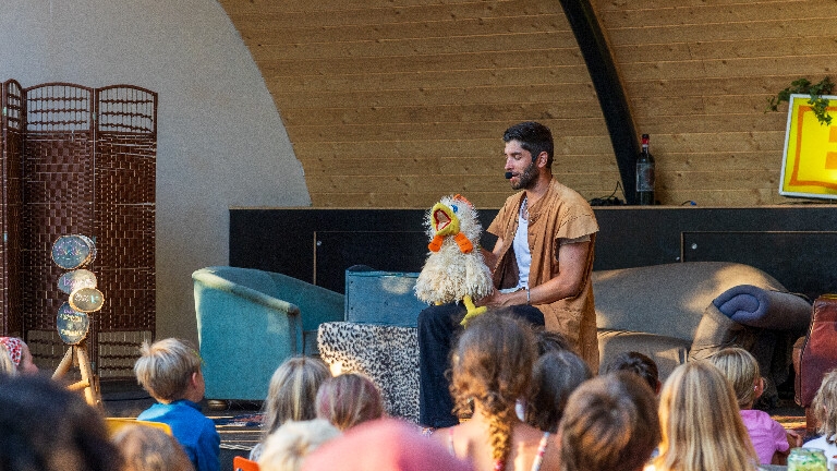 Poppentheater: Hennie & de Verhalenmaker