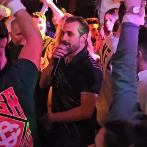 Singer (male) Zoetermeer  (NL) 