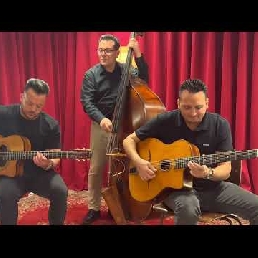 Mozes Rosenberg Trio