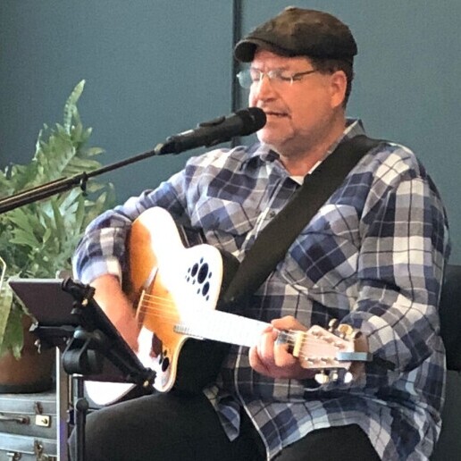 Singer (male) Emmen  (NL) 