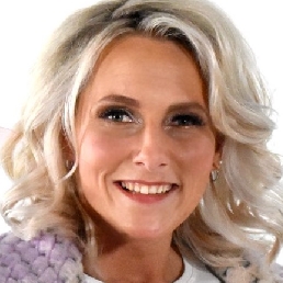 Singer (female) Arnhem  (NL) Femke Hengeveld