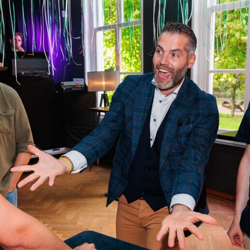 Magician Roosendaal  (NL) 