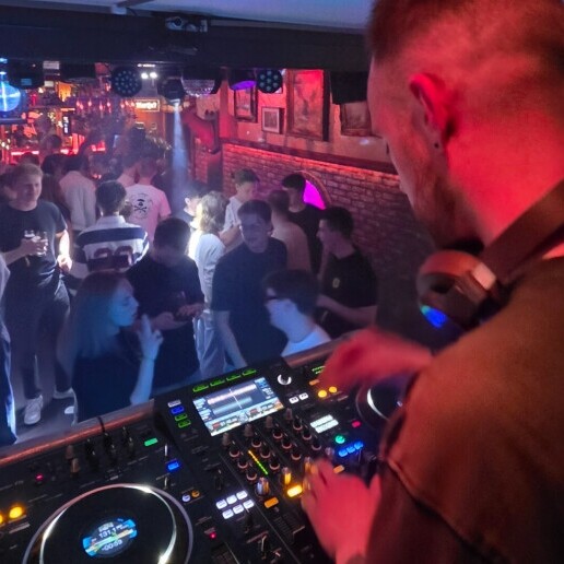 DJ Geertruidenberg  (NL) 