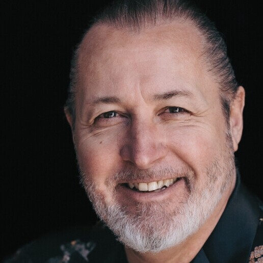 Singer (male) Rotterdam  (NL) 