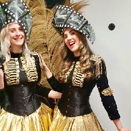 Animatie Beesd  (NL) Polaroid dames - Circus uniforms