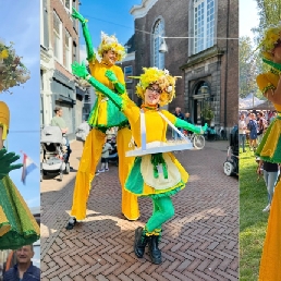 Animatie Beesd  (NL) Uitdeeldames Lente festival