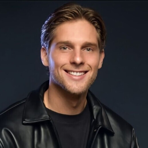 Singer (male) Badhoevedorp  (NL) 