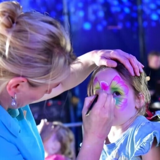 Make-up artist De Lutte  (NL) 