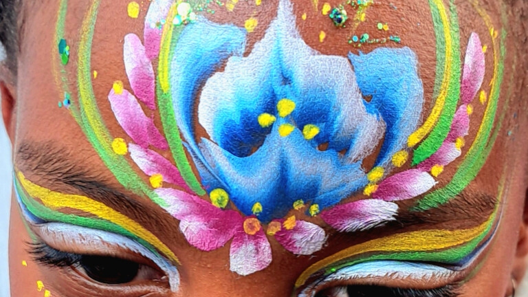 make-up facepainter