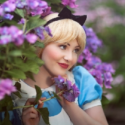 Karakter/Verkleed Assen  (NL) Alice uit Wonderland op uw evenement