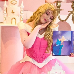 Character/Mascott Assen  (NL) L:Royal princess party Sleeping Beauty