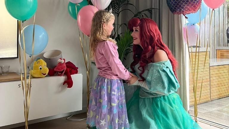 Lisa:Mermaid Princess Ariel children's party